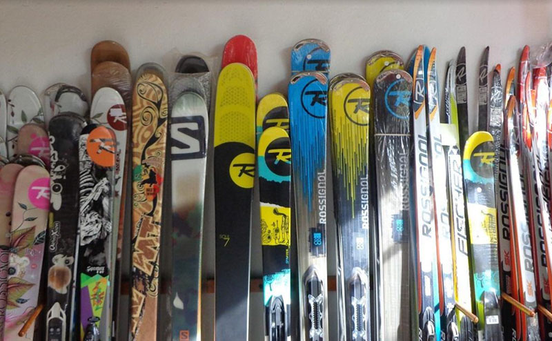 Vente de ski Montréal-la-Cluse